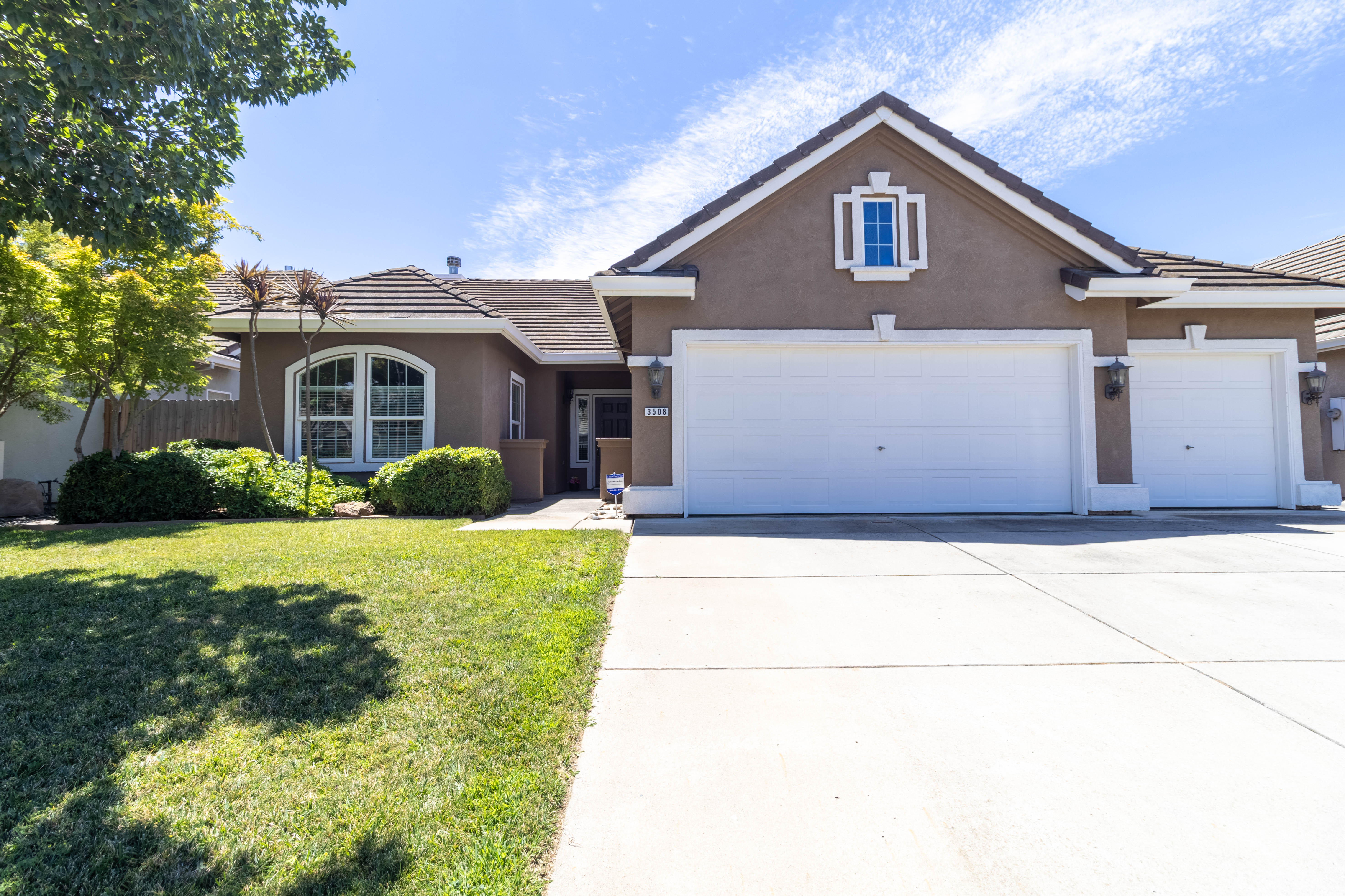 3508 Kee Ln - Front Exterior